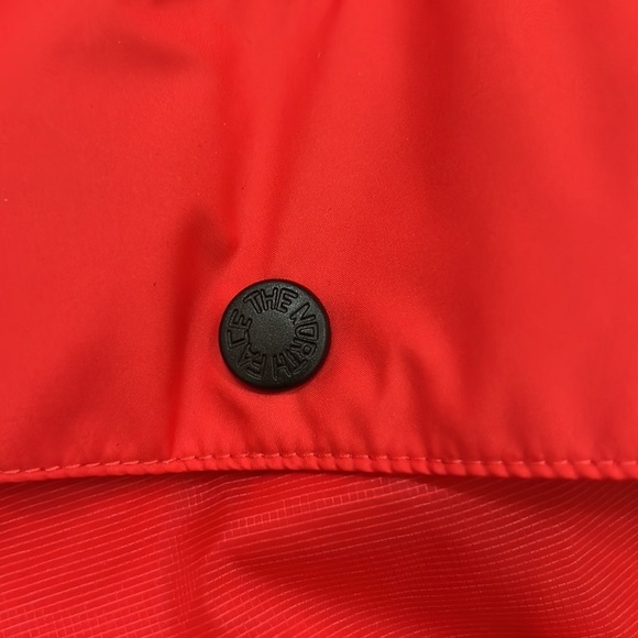 The North Face women’s windwall outline shorts horizon red Size Medium, New! - Picture 7 of 16